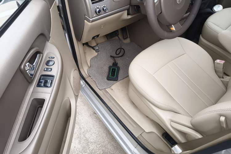 Used Buick GL8 2014 2.4L Classic Edition Driver Seat