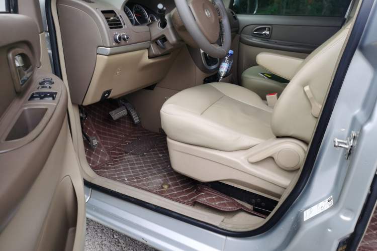 Used Buick GL8 2014 2.4L Classic Edition Driver Seat