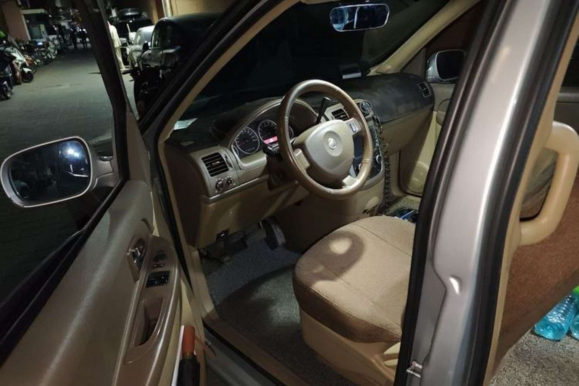 Used Buick GL8 2014 2.4L Classic Edition Driver Seat