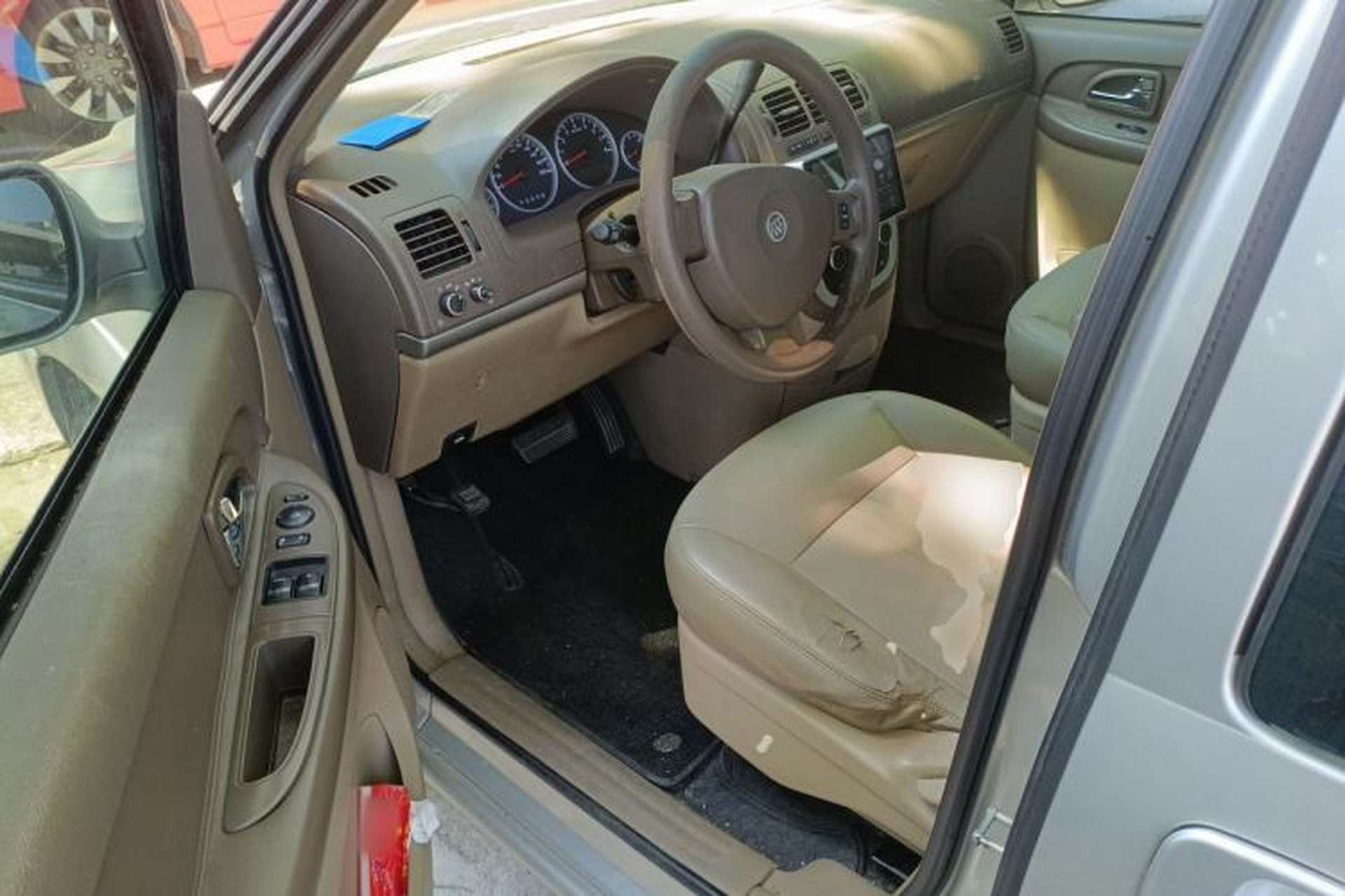 Used Buick GL8 2014 2.4L Classic Edition Driver Seat