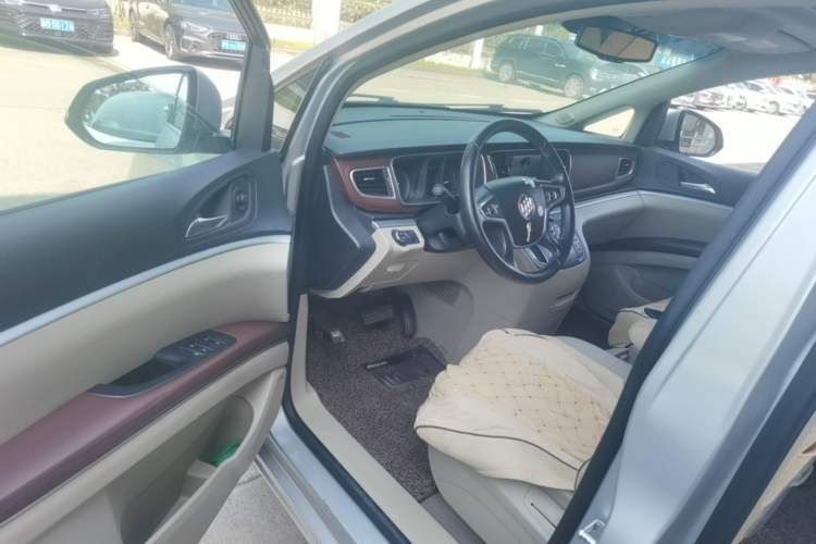 Used Buick GL8 2014 2.4L LT Luxury Business Executive Edition Driver Seat