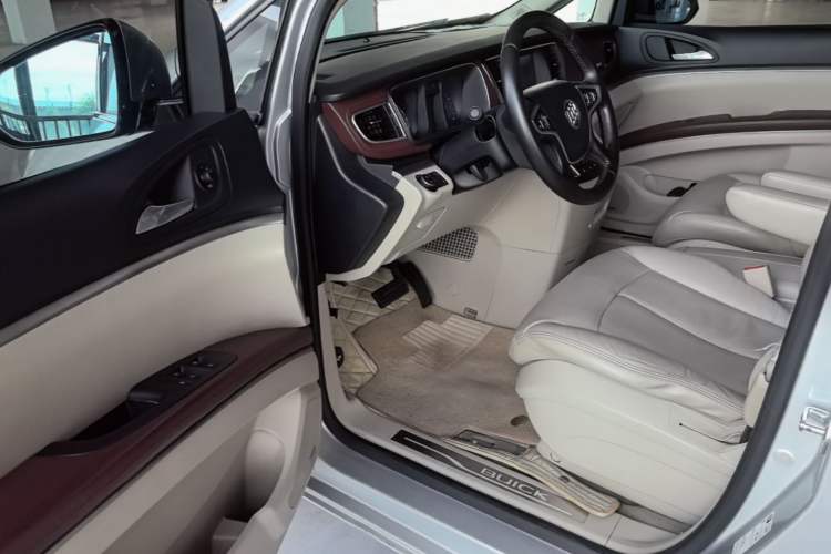 Used Buick GL8 2014 3.0L XT Luxury Business Flagship Edition Driver Seat