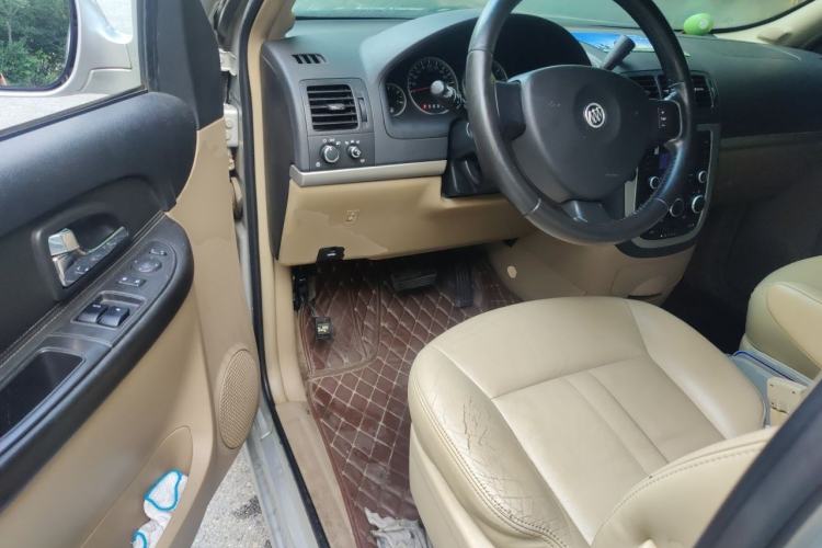 Used Buick GL8 2014 2.4L Executive Edition Driver Seat
