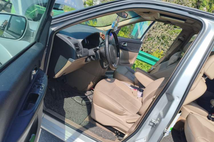 Used Buick GL8 2014 2.4L Executive Edition Driver Seat