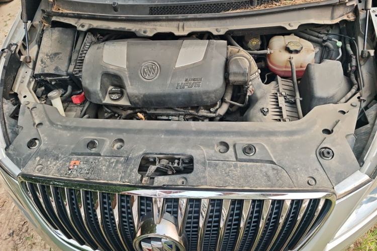 Used Buick GL8 2014 3.0L XT Luxury Business Flagship Edition Engine Bay