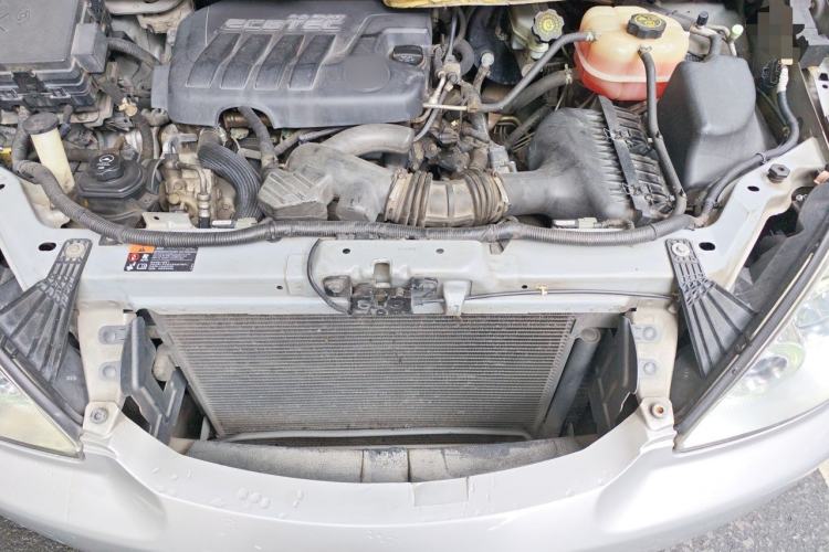 Used Buick GL8 2014 2.4L Classic Edition Engine Bay