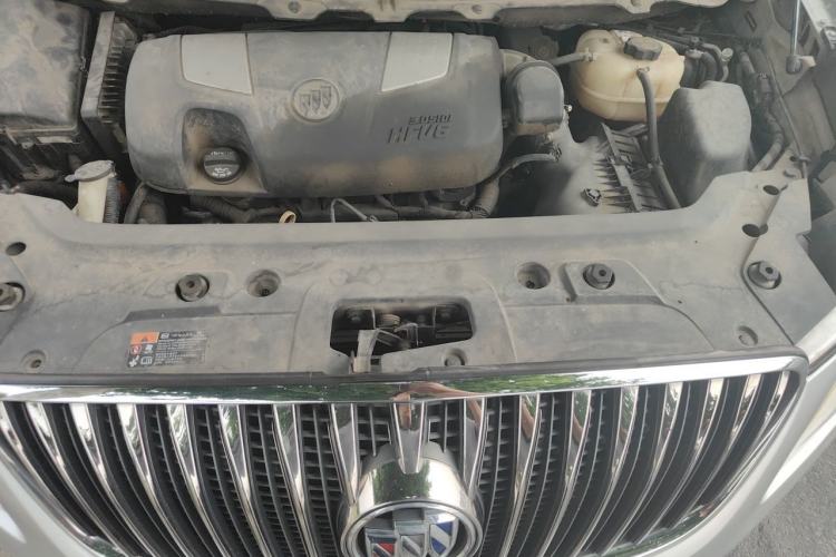 Used Buick GL8 2014 3.0L XT Luxury Business Flagship Edition Engine Bay