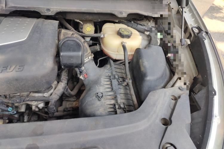 Used Buick GL8 2014 3.0L GT Luxury Business Haoya Edition Engine Bay Left