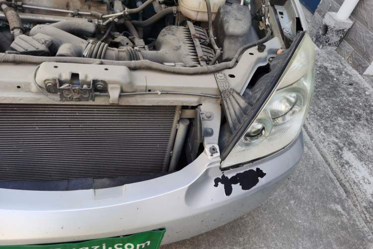 Used Buick GL8 2014 2.4L Classic Edition Engine Bay Left