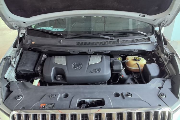 Used Buick GL8 2014 3.0L XT Luxury Business Flagship Edition Engine Bay