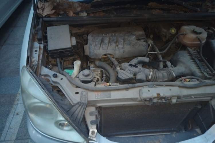 Used Buick GL8 2014 2.4L Classic Edition Engine Bay Right