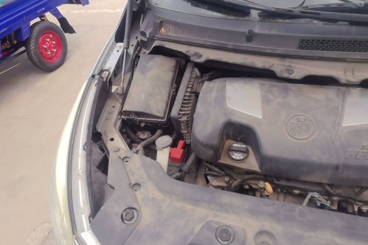 Used Buick GL8 2014 3.0L GT Luxury Business Haoya Edition Engine Bay Right