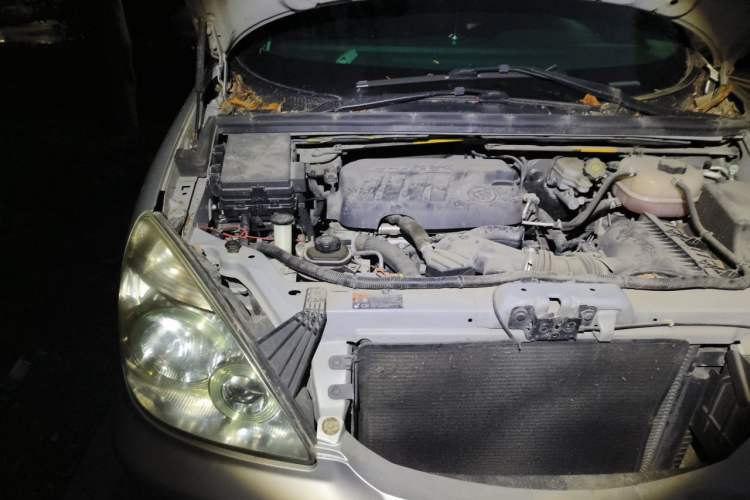 Used Buick GL8 2014 2.4L Classic Edition Engine Bay Right