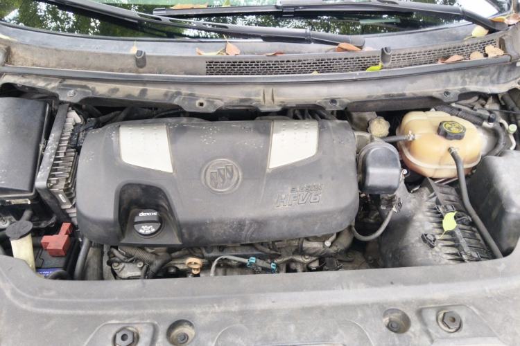 Used Buick GL8 2014 3.0L GT Luxury Business Haoya Edition Engine Bay