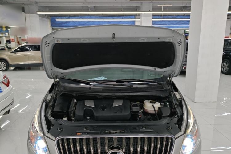 Used Buick GL8 2014 3.0L GT Luxury Business Haoya Edition Engine Bay