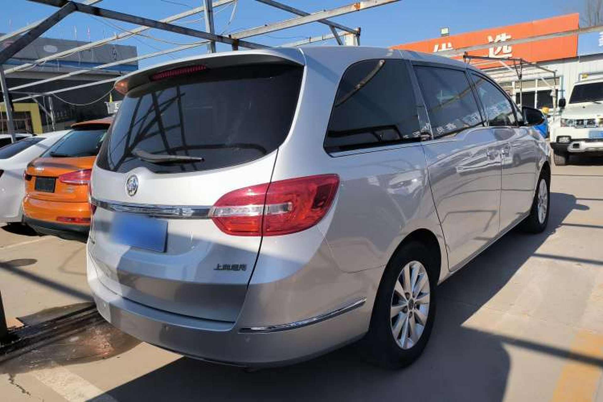 Used Buick GL8 2014 2.4L CT Luxury Business Comfort Edition Exterior 3