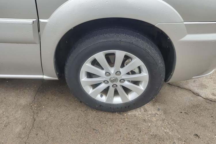 Used Buick GL8 2014 2.4L Classic Edition Exterior 7