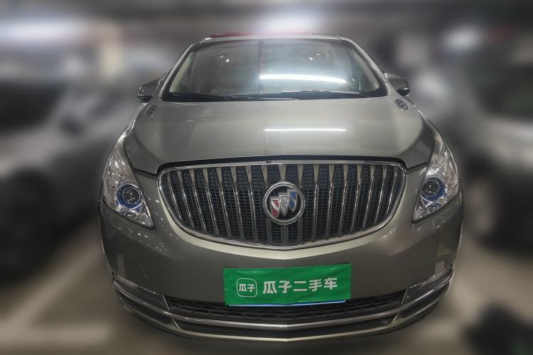 Used Buick GL8 2014 3.0L GT Luxury Business Haoya Edition Front