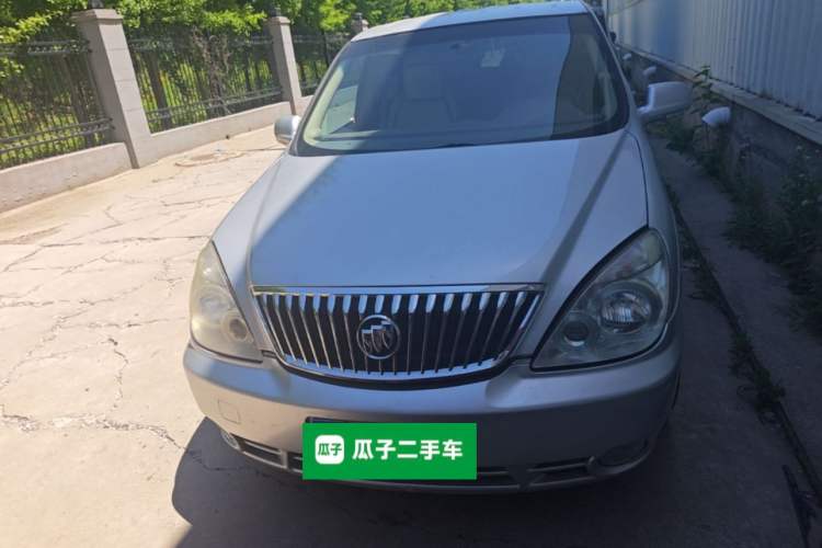 Used Buick GL8 2014 2.4L Classic Edition Front