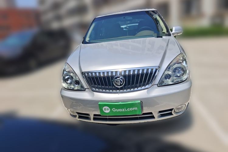 Used Buick GL8 2014 2.4L Classic Edition Front