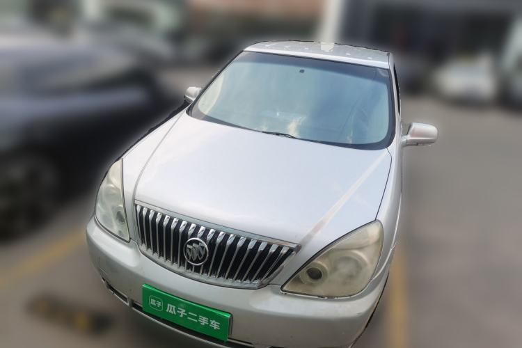 Used Buick GL8 2014 2.4L Classic Edition Front