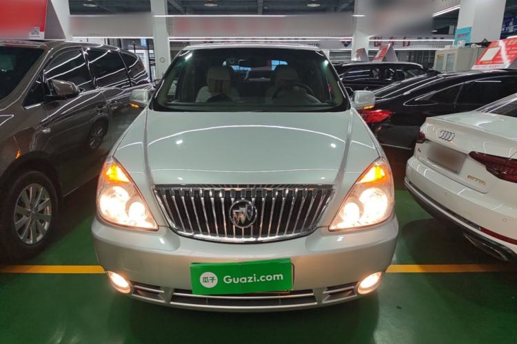 Used Buick GL8 2014 2.4L Classic Edition Front
