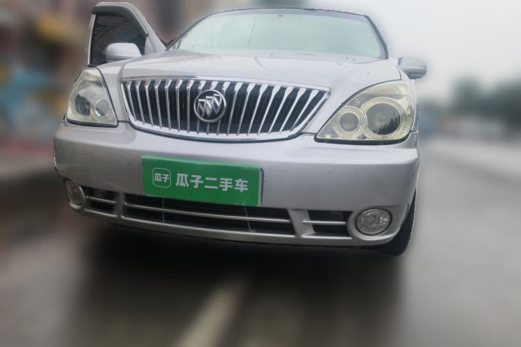 Used Buick GL8 2014 2.4L Classic Edition Front