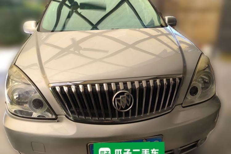 Used Buick GL8 2014 2.4L Classic Edition Front