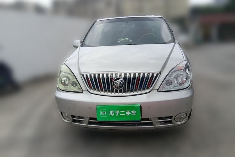 Used Buick GL8 2014 2.4L Classic Edition Front