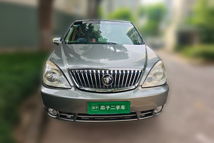 Used Buick GL8 2014 2.4L Comfort Edition Front
