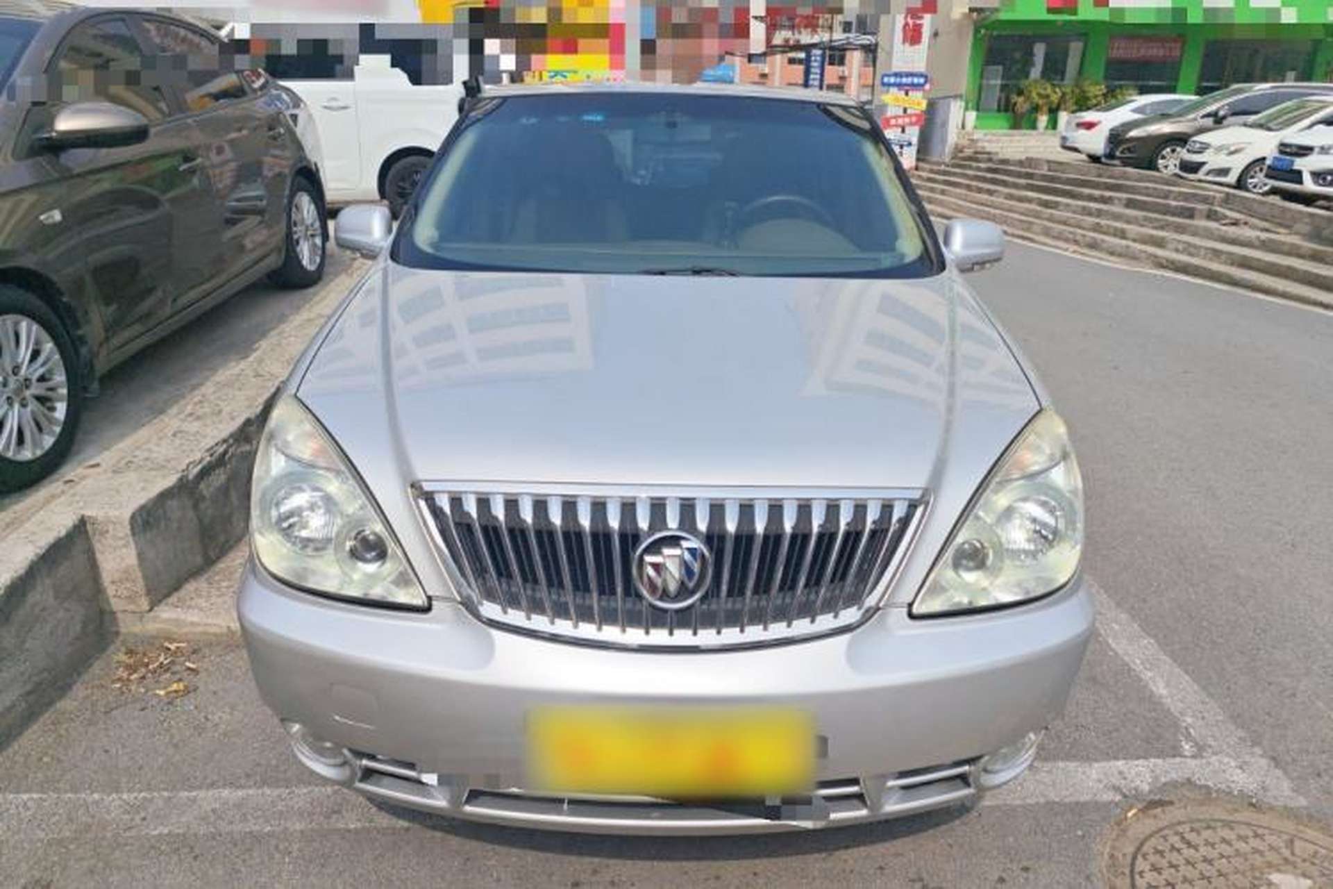 Used Buick GL8 2014 2.4L Classic Edition Front