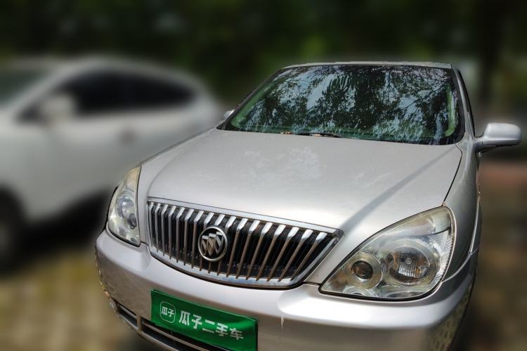 Used Buick GL8 2014 2.4L Classic Edition Front