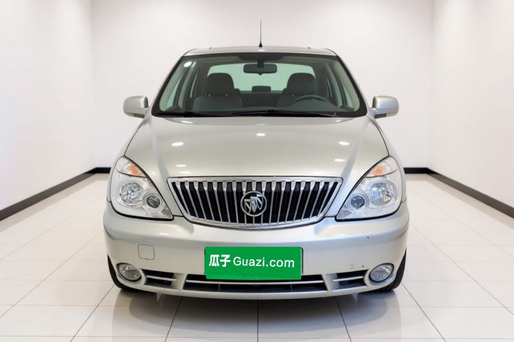 Used Buick GL8 2014 2.4L Classic Edition Front