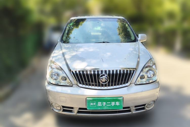 Used Buick GL8 2014 2.4L Classic Edition Front