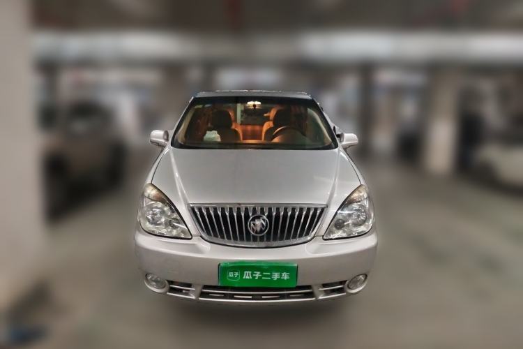 Used Buick GL8 2014 2.4L Classic Edition Front