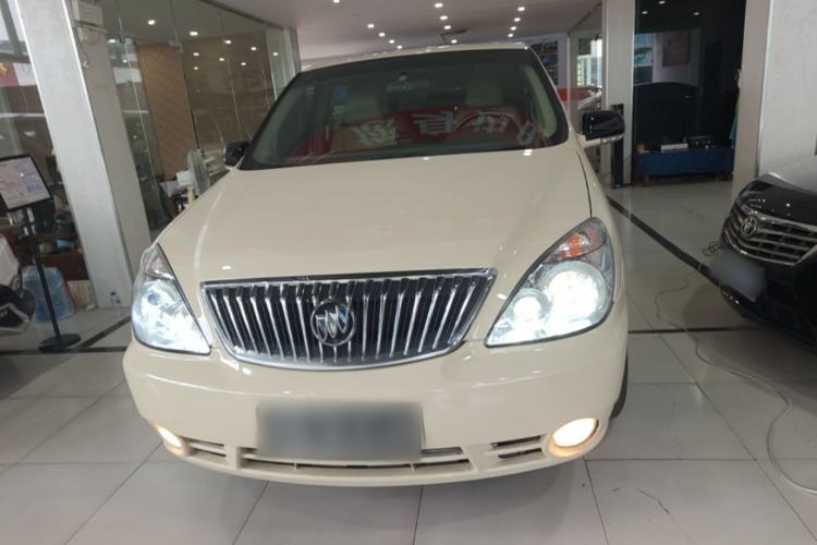 Used Buick GL8 2014 2.4L Classic Edition Front