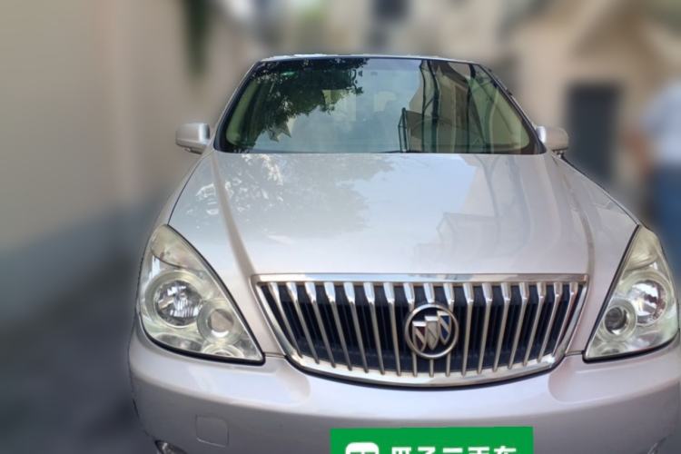 Used Buick GL8 2014 2.4L Executive Edition Front
