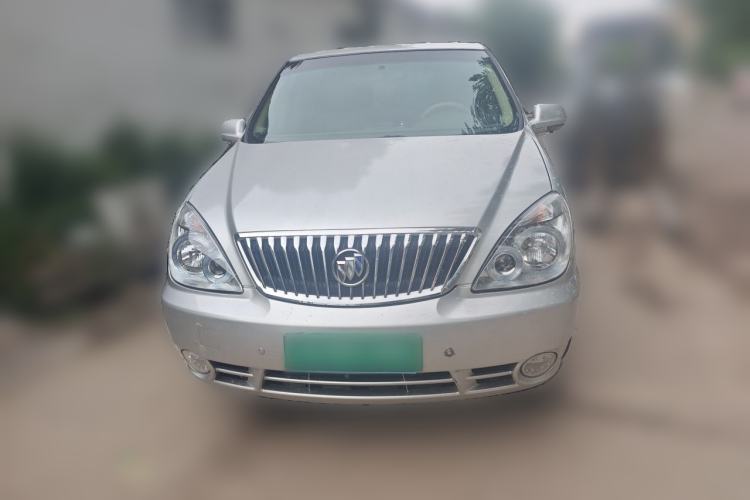 Used Buick GL8 2014 2.4L Comfort Edition Front