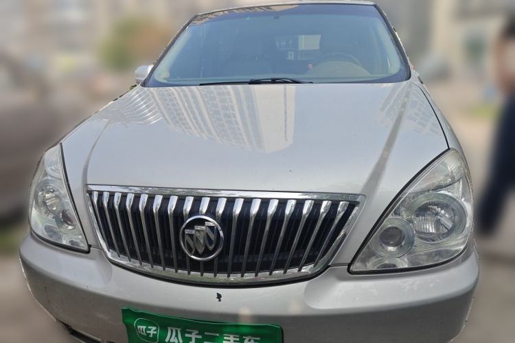 Used Buick GL8 2014 2.4L Classic Edition Front
