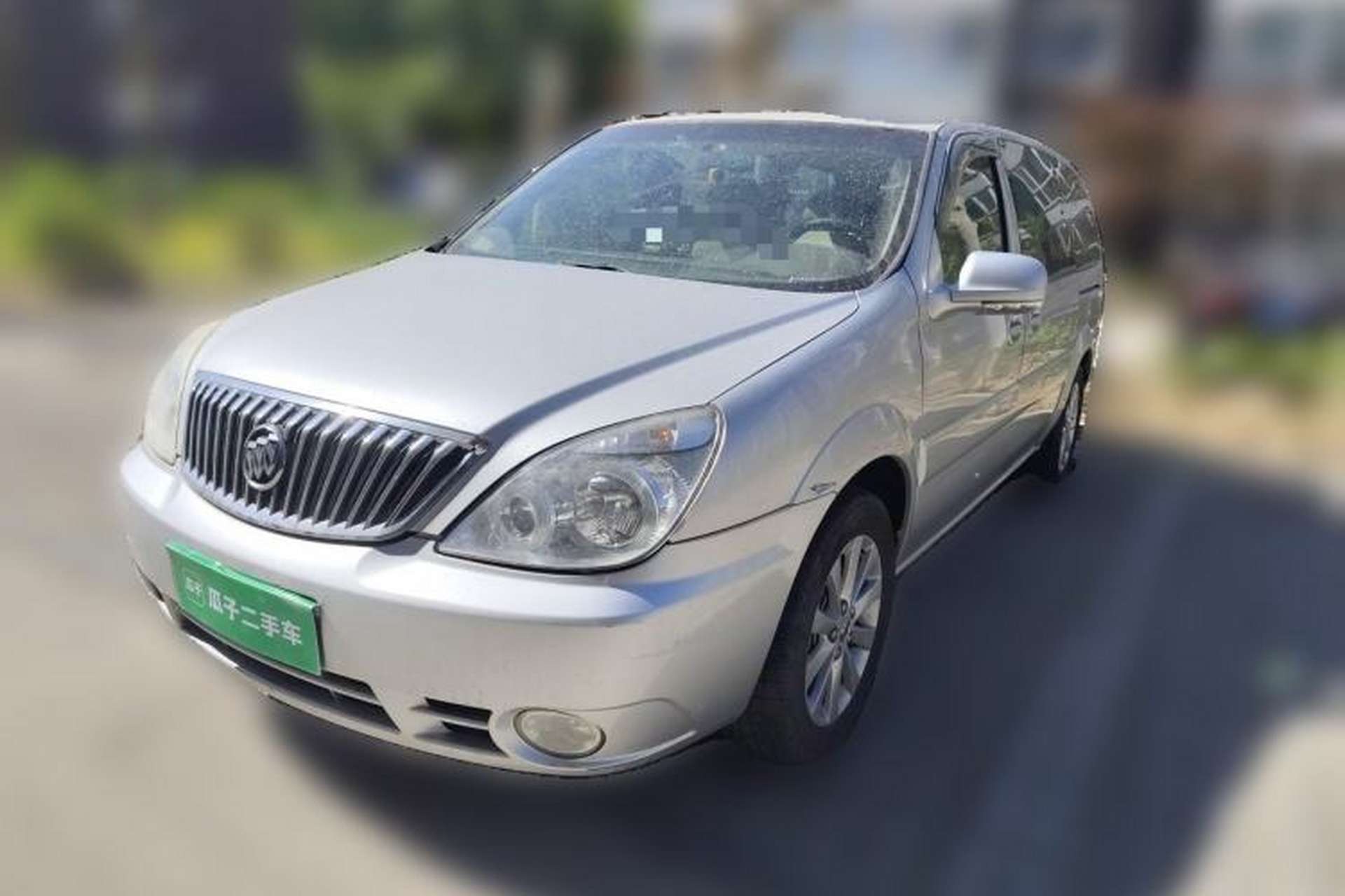 Used Buick GL8 2014 2.4L Classic Edition Front Left 45 Deg