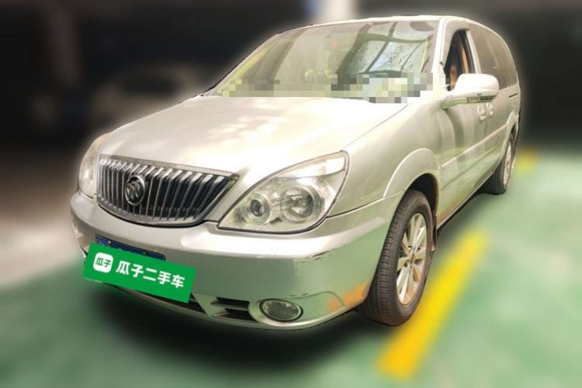 Used Buick GL8 2014 2.4L Classic Edition Front Left 45 Deg