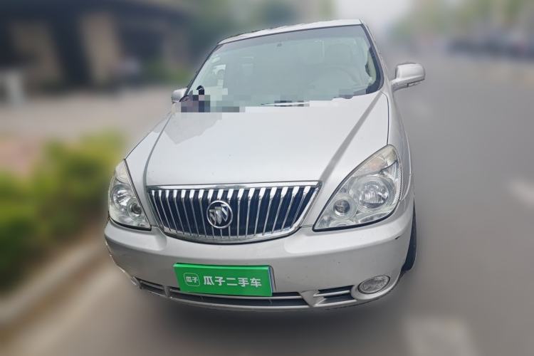 Used Buick GL8 2014 2.4L Comfort Edition Front