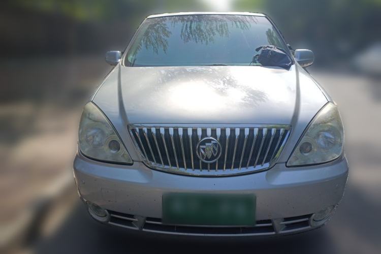Used Buick GL8 2014 2.4L Classic Edition Front