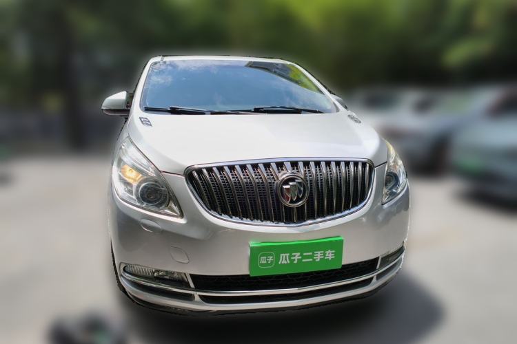 Used Buick GL8 2014 3.0L GT Luxury Business Haoya Edition Front