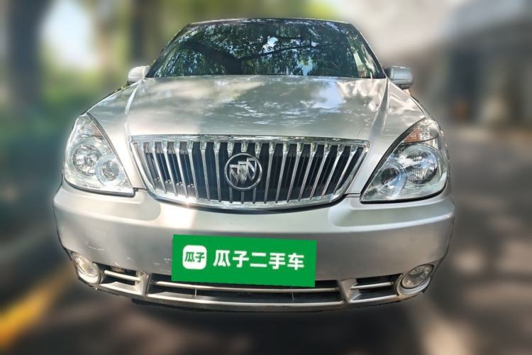 Used Buick GL8 2014 2.4L Classic Edition Front