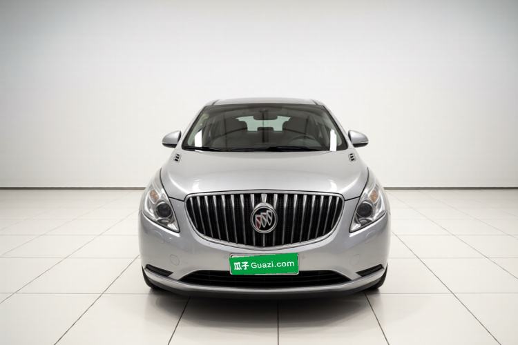 Used Buick GL8 2014 2.4L LT Luxury Business Executive Edition Front
