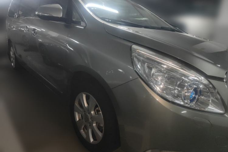 Used Buick GL8 2014 3.0L GT Luxury Business Haoya Edition Front Right 45 Deg