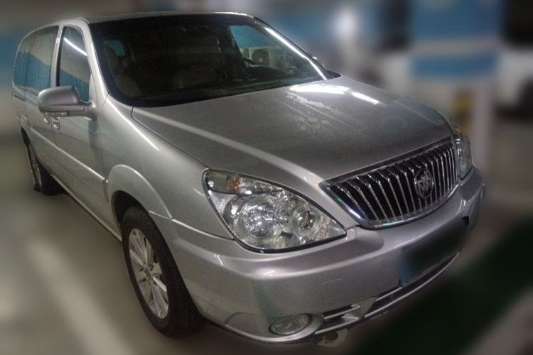 Used Buick GL8 2014 2.4L Comfort Edition Front Right 45 Deg