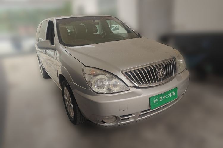 Used Buick GL8 2014 2.4L Classic Edition Front Right 45 Deg