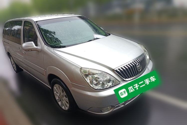 Used Buick GL8 2014 2.4L Classic Edition Front Right 45 Deg